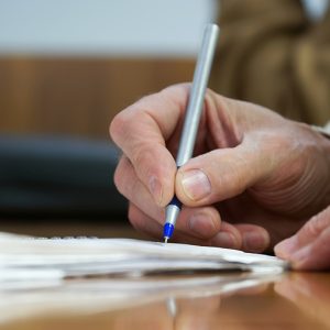 Is It Legal to Exclude a Child from My Will or Trust