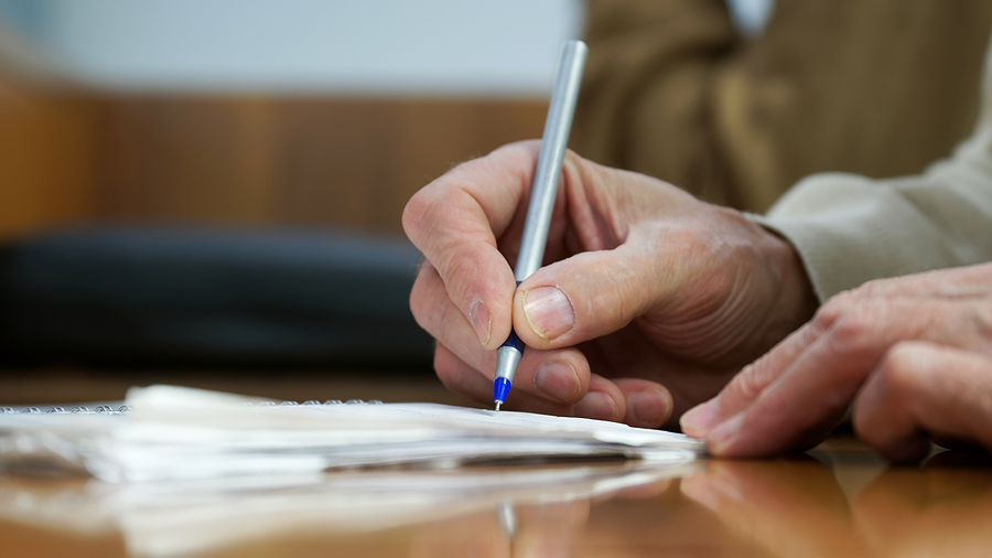 Is It Legal to Exclude a Child from My Will or Trust